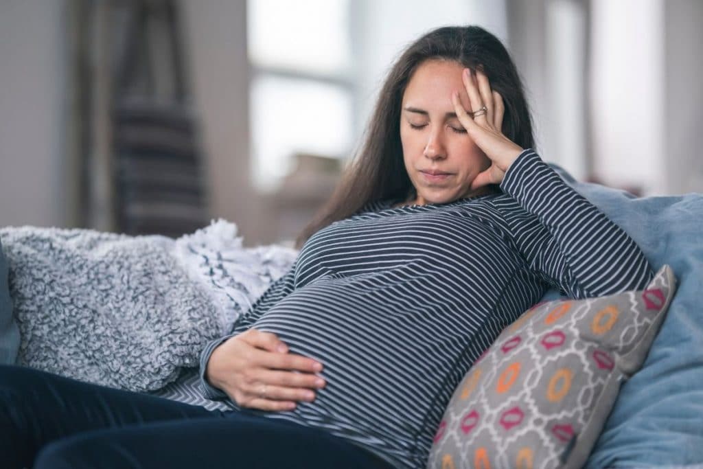Les brûlures d'estomac sont plus fréquentes à partir du sixième mois de grossesse 