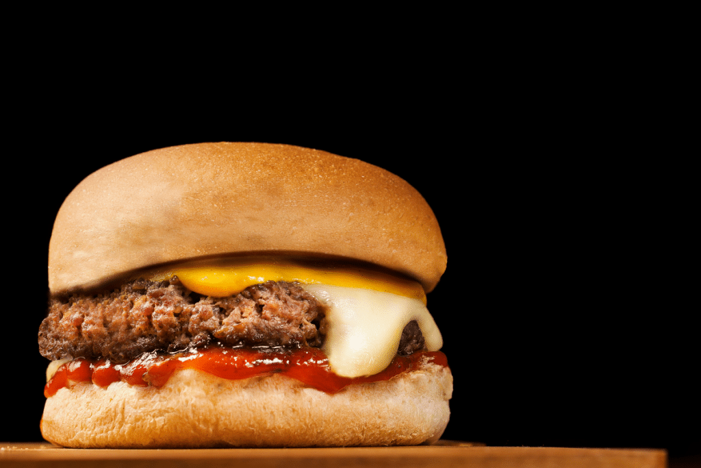 Le fromage, un ingrédient essentiel des burgers de chez McDo