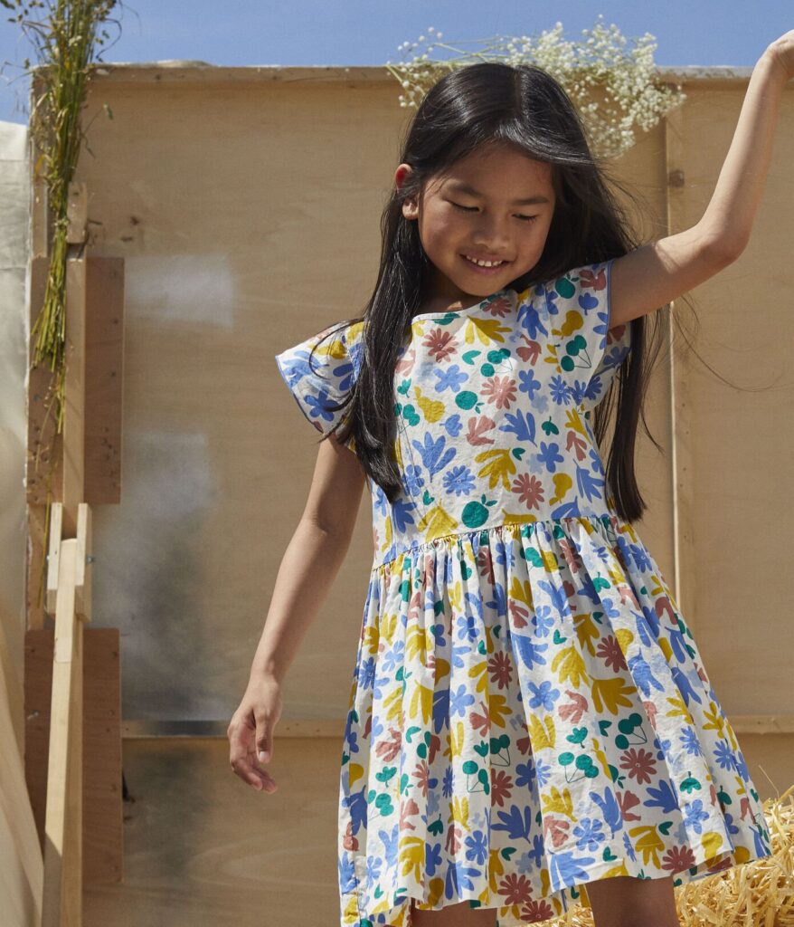 Petit Bateau, une des marques  de vêtements françaises parmi les plus anciennes