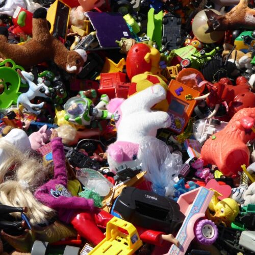 Jouets d&rsquo;occasion : toutes les raisons d&rsquo;opter pour